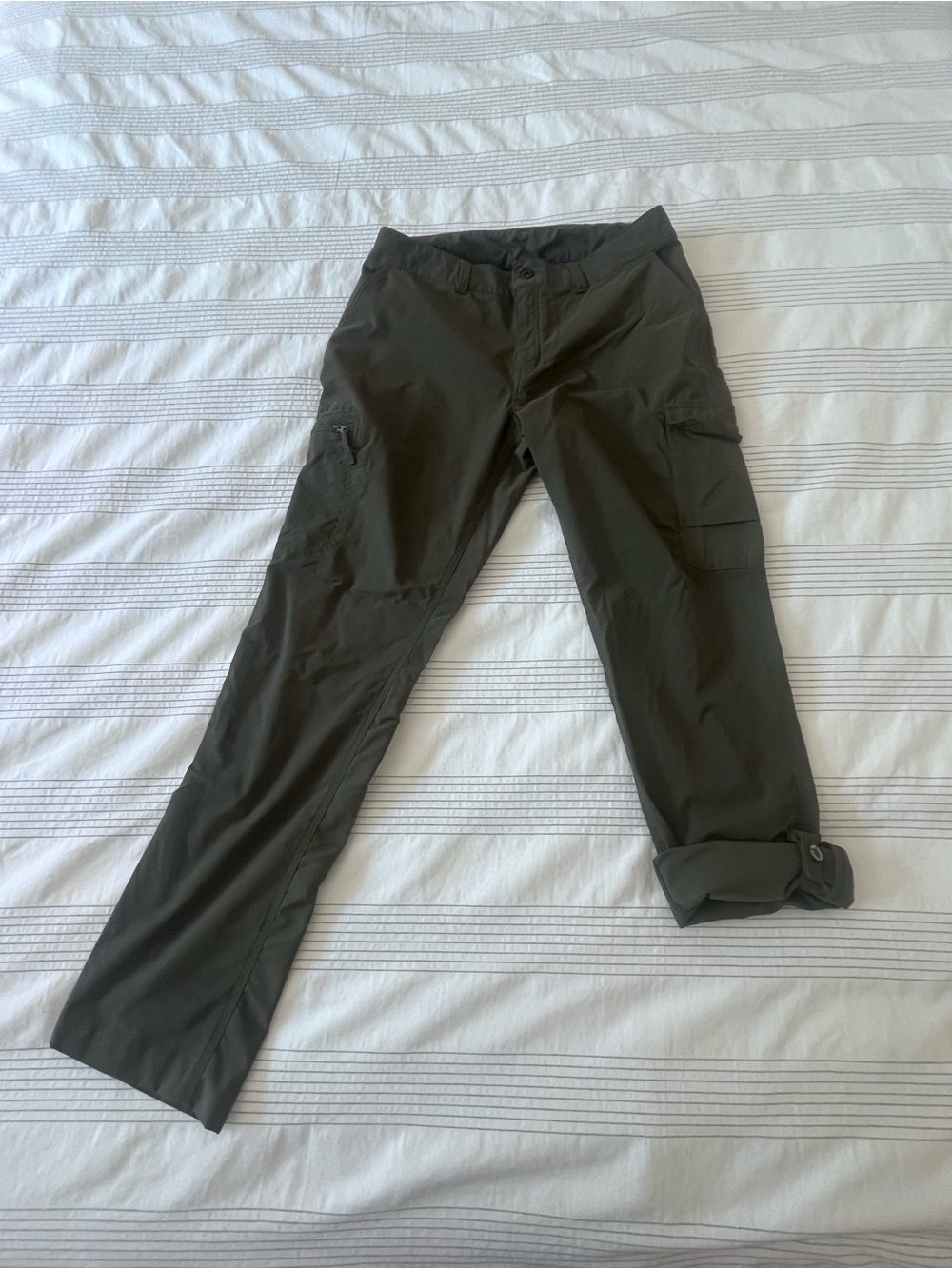 The North Face Convertible Cargo Travel Pants in Olive Green